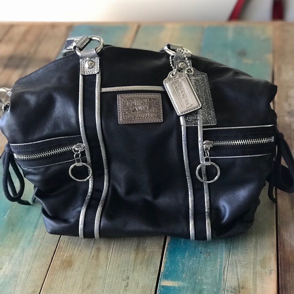 Coach Poppy Leather Spotlight Shoulder Bag